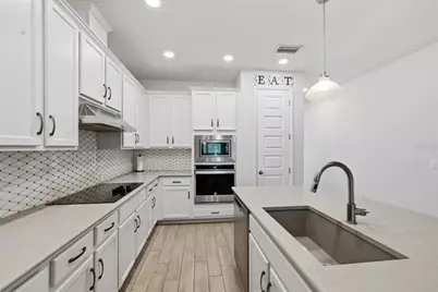 5542 Spanish Moss Cove, Bradenton, FL 34203 - Photo 11