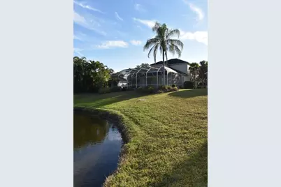 11507 Sweetflag Drive, Lakewood Ranch, FL 34202 - Photo 13