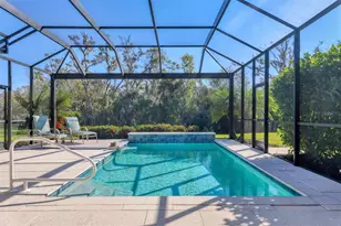 3620 Woodcliff Lk Ter, Sarasota, FL 34243 - Photo 3