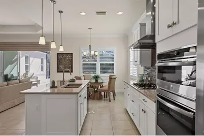 3620 Woodcliff Lake Terrace, Sarasota, FL 34243 - Photo 11