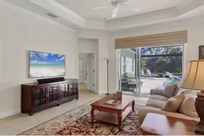 3620 Woodcliff Lake Terrace, Sarasota, FL 34243 - Photo 17