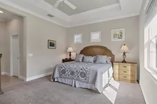 3620 Woodcliff Lk Ter, Sarasota, FL 34243 - Photo 21