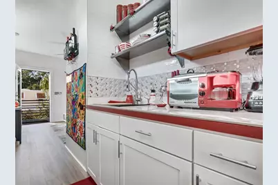 1737 Bay Street, Sarasota, FL 34236 - Photo 27