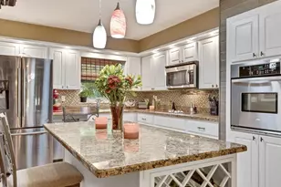 1737 Bay St, Sarasota, FL 34236 - Photo 15