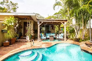 1737 Bay St, Sarasota, FL 34236 - Photo 45