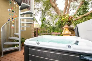 1737 Bay St, Sarasota, FL 34236 - Photo 35