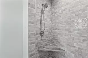 4404 55th Ave Dr E, Bradenton, FL 34203 - Photo 15