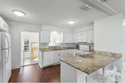 4404 55th Ave Drive E, Bradenton, FL 34203 - Photo 9