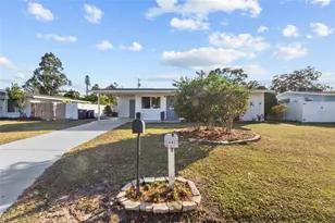 4404 55th Ave Dr E, Bradenton, FL 34203 - Photo 5