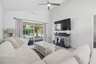 4003 38th St W, Bradenton, FL 34205 - Photo 19