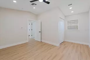 1021 15th St, Palm Harbor, FL 34683 - Photo 7