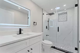 1021 15th St, Palm Harbor, FL 34683 - Photo 19