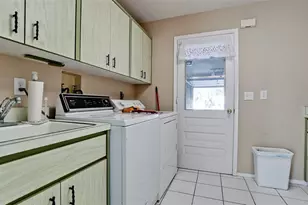 6809 9th Ave W, Bradenton, FL 34209 - Photo 21