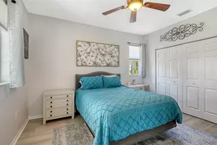 201 28th St W, Palmetto, FL 34221 - Photo 21