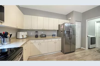 201 28th Street W, Palmetto, FL 34221 - Photo 21