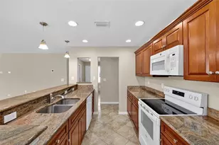 3615 Dunbar Dr, Sarasota, FL 34232 - Photo 15