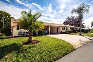 390 W 301 Blvd W, Bradenton, FL 34205 - Photo 1