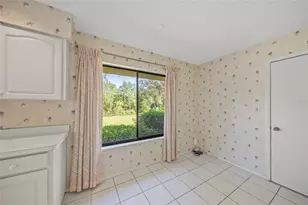 4113 Carriage Dr, Sarasota, FL 34241 - Photo 13