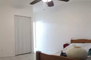 312 W Cornelius Cir, Sarasota, FL 34232 - Photo 97