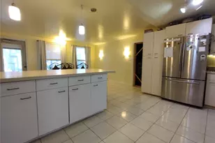 312 W Cornelius Cir, Sarasota, FL 34232 - Photo 35