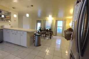 312 W Cornelius Cir, Sarasota, FL 34232 - Photo 27