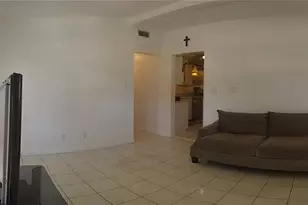 312 W Cornelius Cir, Sarasota, FL 34232 - Photo 13