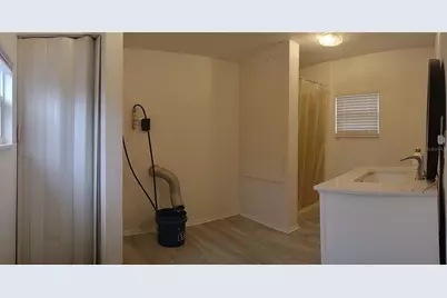 312 W Cornelius Circle, Sarasota, FL 34232 - Photo 83