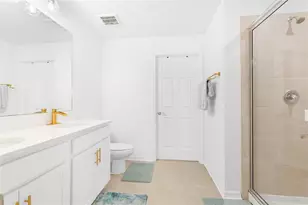 1808 Fender Ln, Sarasota, FL 34240 - Photo 17