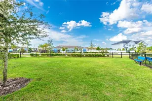 1808 Fender Ln, Sarasota, FL 34240 - Photo 37