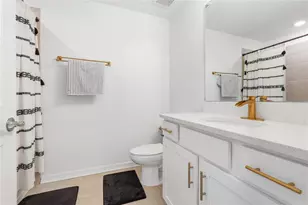 1808 Fender Ln, Sarasota, FL 34240 - Photo 19