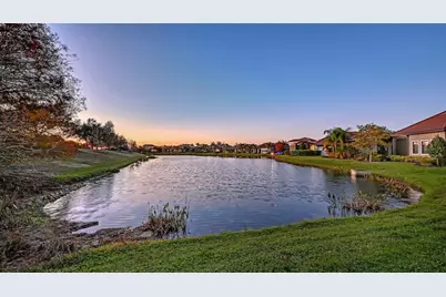 16622 Kendleshire Terrace, Lakewood Ranch, FL 34202 - Photo 37
