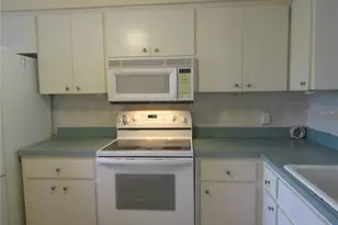 5236 Lake Village Dr, Sarasota, FL 34235 - Photo 7