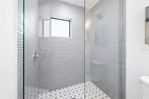 211 Grant Dr, Sarasota, FL 34236 - Photo 45