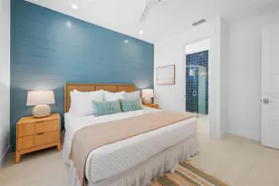 211 Grant Dr, Sarasota, FL 34236 - Photo 19