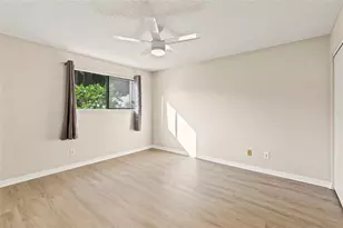 6033 34th Street W, Bradenton, FL 34210 - Photo 7