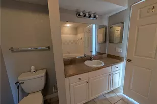 5531 Rosehill Rd, Sarasota, FL 34233 - Photo 15