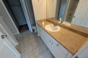 5531 Rosehill Rd, Sarasota, FL 34233 - Photo 7