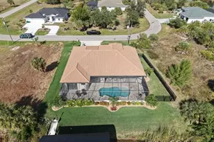 9572 President Cir, Port Charlotte, FL 33981 - Photo 5