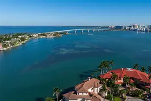 526 N Spoonbill Dr, Sarasota, FL 34236 - Photo 41