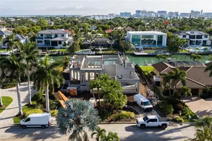 526 N Spoonbill Dr, Sarasota, FL 34236 - Photo 5