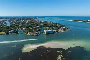 526 N Spoonbill Dr, Sarasota, FL 34236 - Photo 33