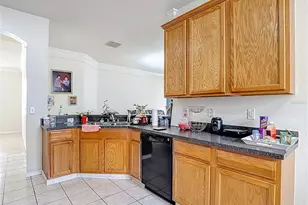 221 Fairmont Dr, Spring Hill, FL 34609 - Photo 9