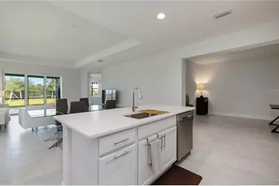 223 Okeeffe Circle, Bradenton, FL 34212 - Photo 9