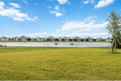 223 Okeeffe Circle, Bradenton, FL 34212 - Photo 37