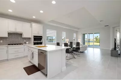 223 Okeeffe Circle, Bradenton, FL 34212 - Photo 5