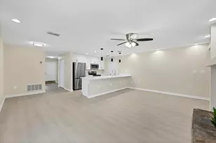 2840 River Pines Way, Sarasota, FL 34231 - Photo 13