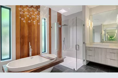 1429 N Lake Shore Drive, Sarasota, FL 34231 - Photo 19