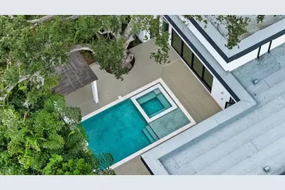 1429 N Lake Shore Drive, Sarasota, FL 34231 - Photo 29