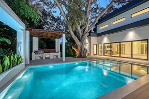 1429 N Lake Shore Dr, Sarasota, FL 34231 - Photo 5