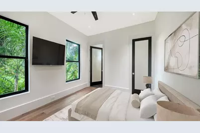 1429 N Lake Shore Drive, Sarasota, FL 34231 - Photo 27